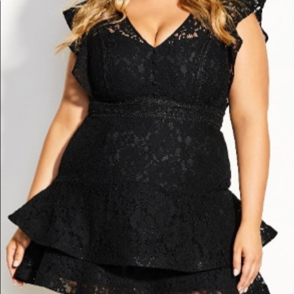 City Chic Sienna dress in Small (size 14).
